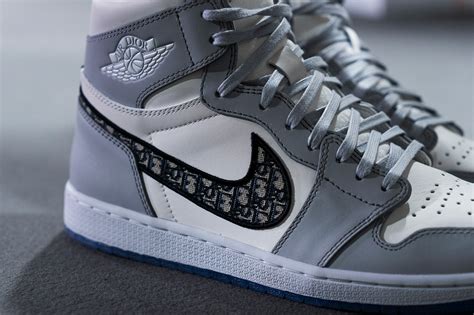 nike x dior scarpe prezzo